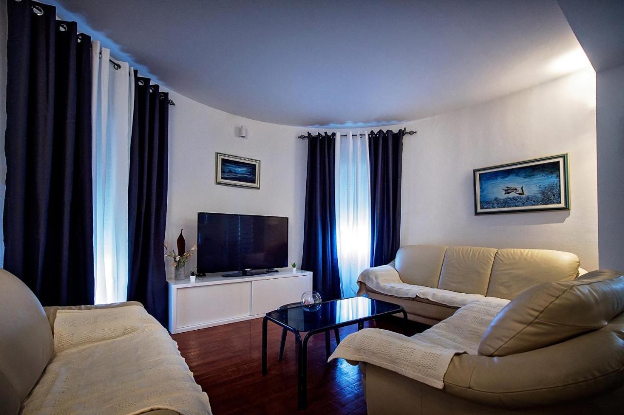 Seaside Apartments With A Swimming Pool Zecevo Rtic, Rogoznica - 8366 Экстерьер фото